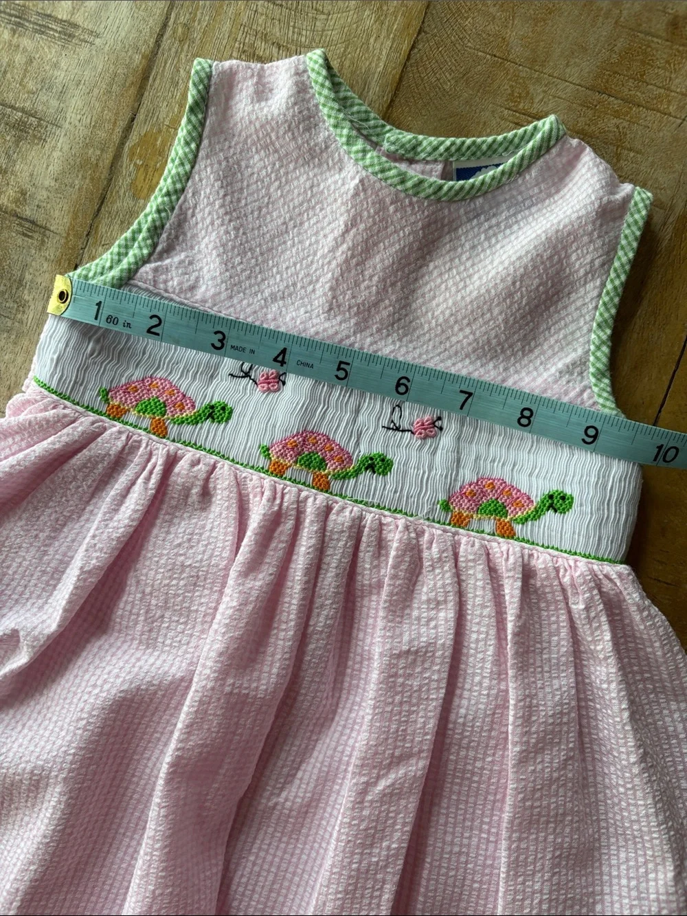Vintage Carriage Boutiques Girls' Smocked Turtle Dress 12m